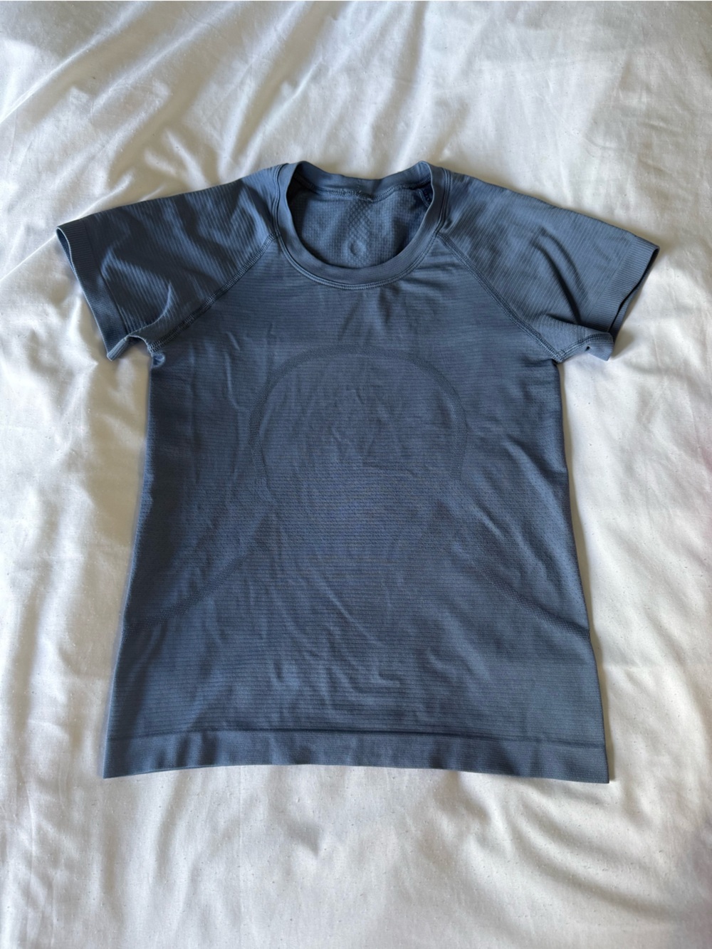 lululemon athletica Pacific Blue Short Sleeve Tee